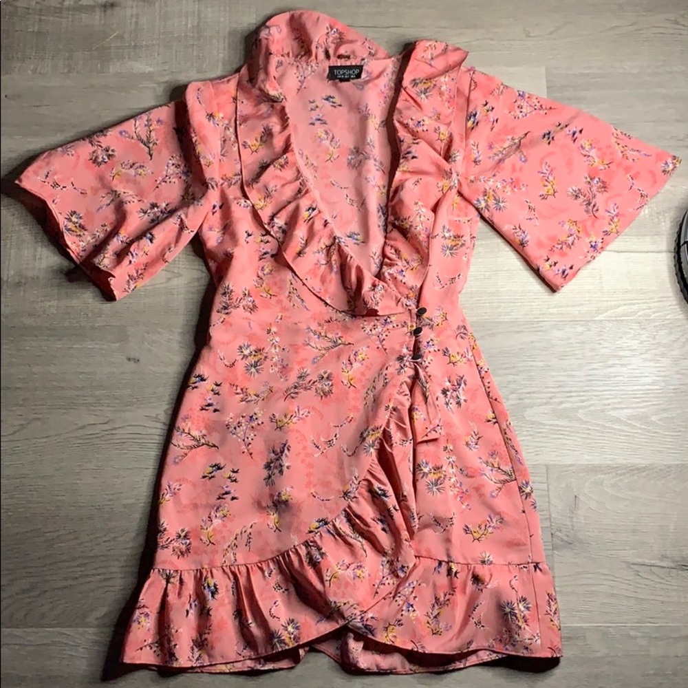 Topshop off duty pink floral ruffle dress - Picture 2 of 5